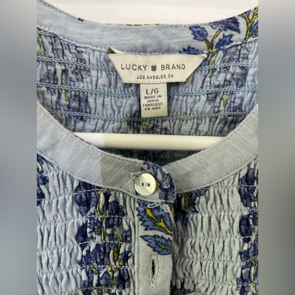 Lucky Brand Floral Blue Women's Top - Picture 3 of 8